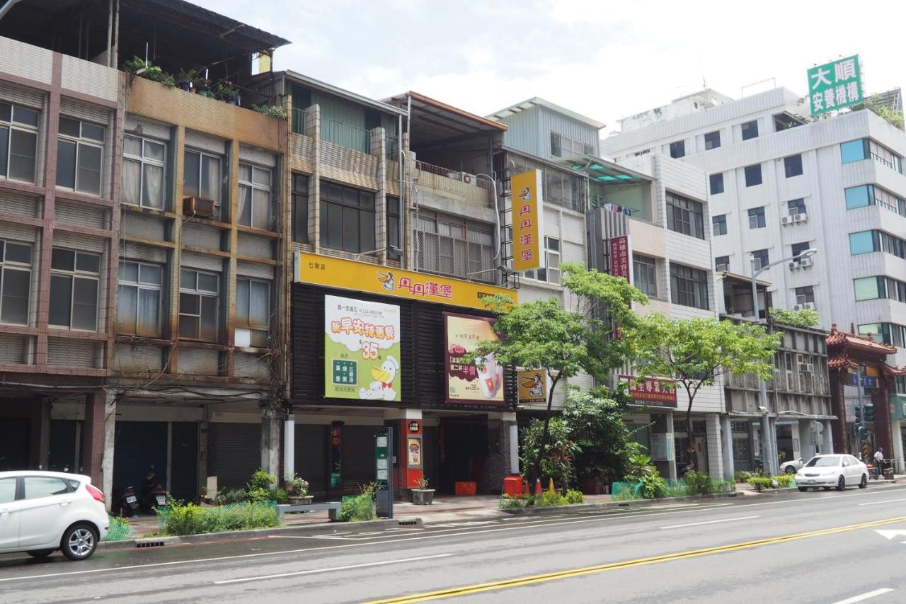 M Hotel Kaohsiung Exterior foto